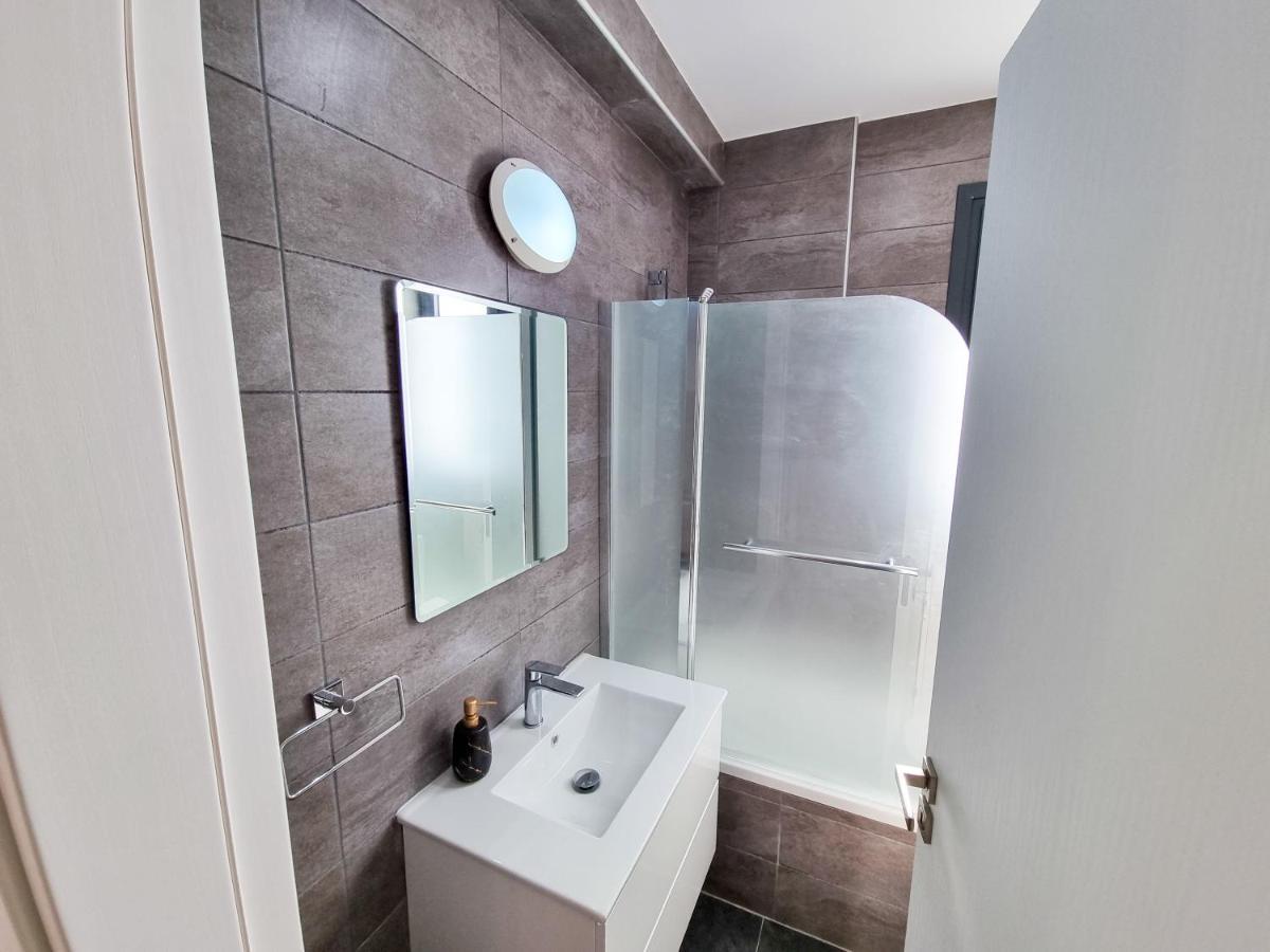 Lucky Strike Apartment Paralimni Exterior foto